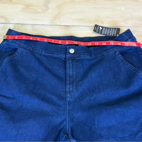 Denim & CO. Signature Lycra DualFX Technology Blue Denim Jeans Size 18WP - Picture 3 of 12